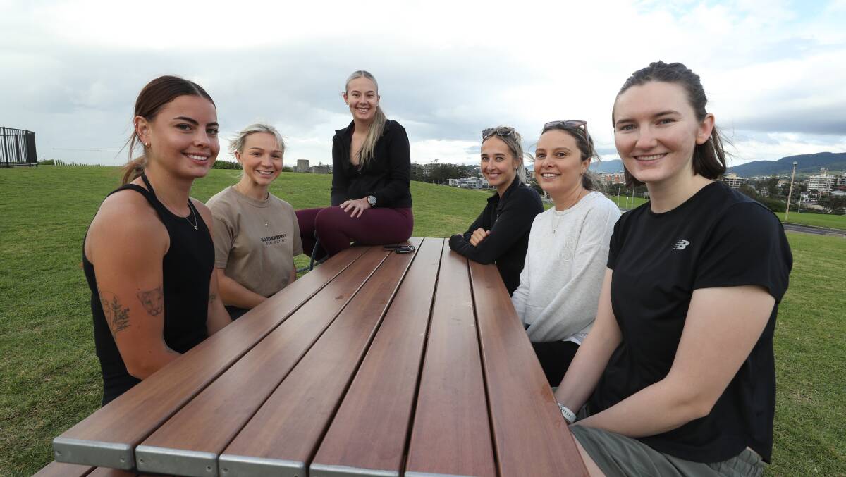 The women's weekly run club called 'Good Energy Run Club', meets every Friday. PIctured Taya Barnes-Warde, Paige Pollard, Kate McCracken, Jessie Callan, Brooke McMahon and Elle Findlay. Picture by Robert Peet