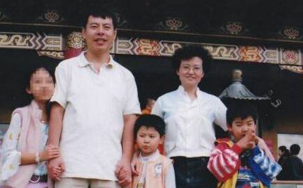 Min "Norman" Lin, 45, (second from left) with his wife Yun Li "Lily" Lin, 43,and their two sons Lins' Henry, 12, and Terry, 9 Photo: Supplied