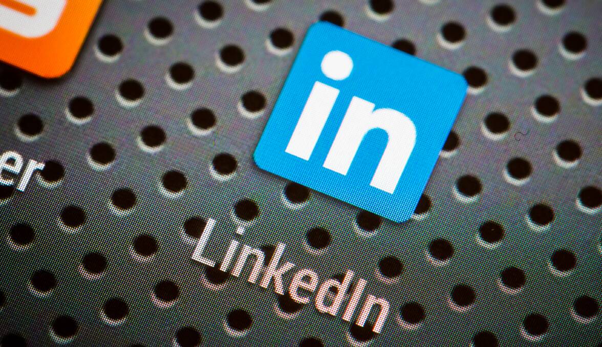 19 costly LinkedIn mistakes you're making