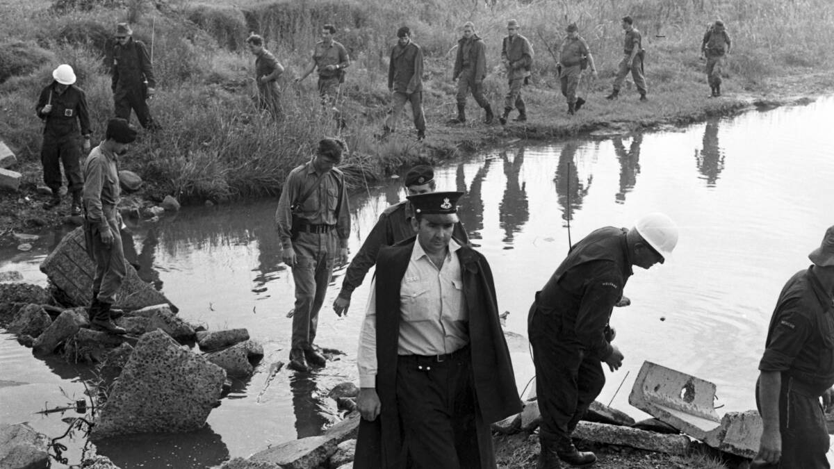 The army and community members search for Cheryl in 1970.