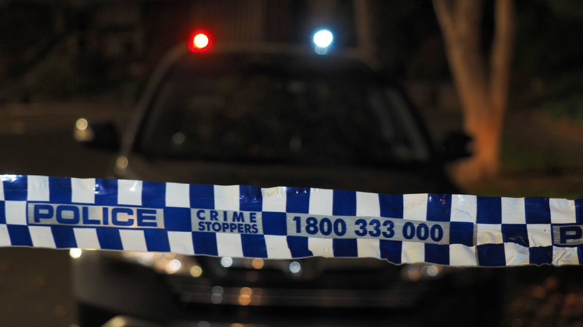 Appeal for witnesses after man stabbed in Wollongong