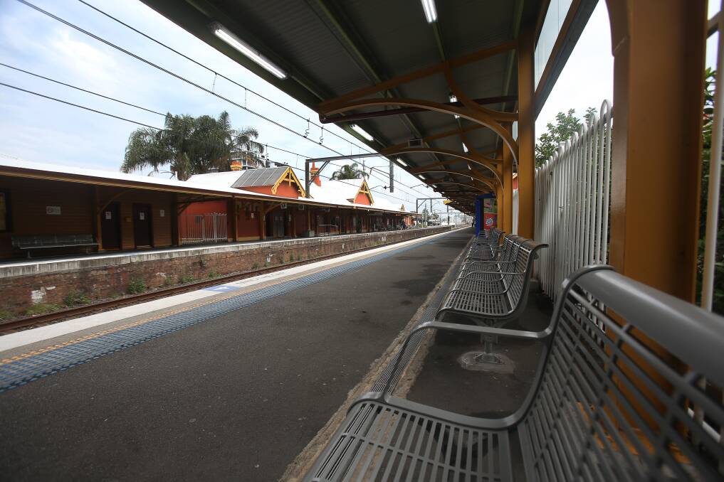 This is what Wollongong train station would have looked like on Monday if a proposed rail strike had gone ahead. Picture: Robert Peet