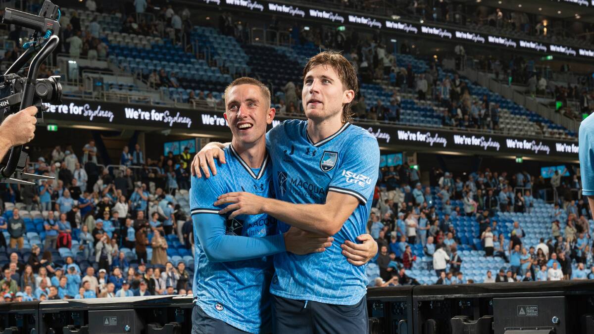 All of the action from Sydney FC's 2-1 win over Western Sydney Wanderers at Allianz Stadium on Saturday night. Pictures - @gragrapix/Zenith SEM