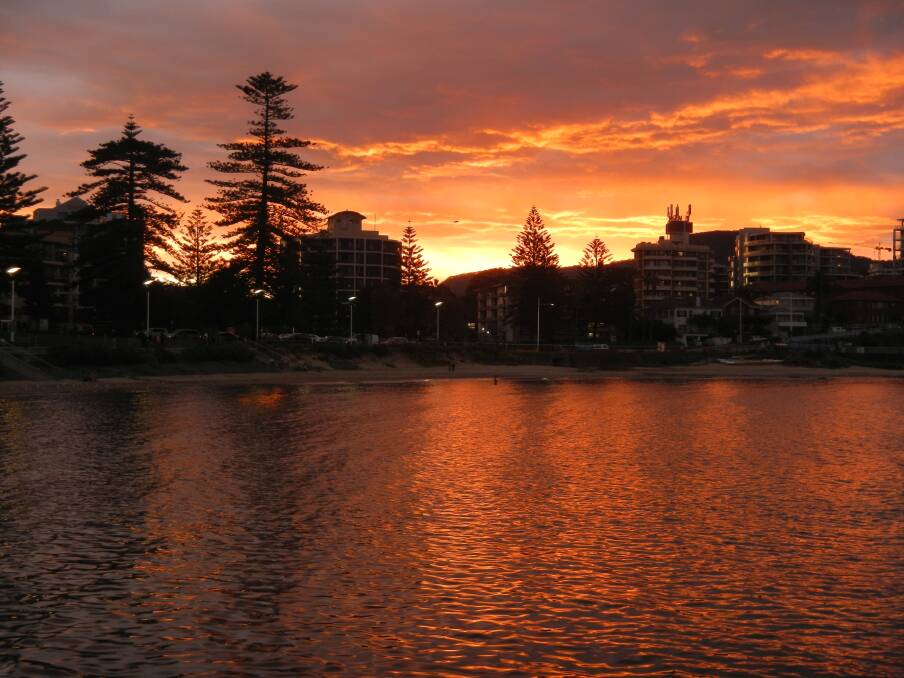 Glow: Wollongong Harbour sunrise by Hans. Send us your photos to letters @illawarramercury.com.au or post to our Facebook page.