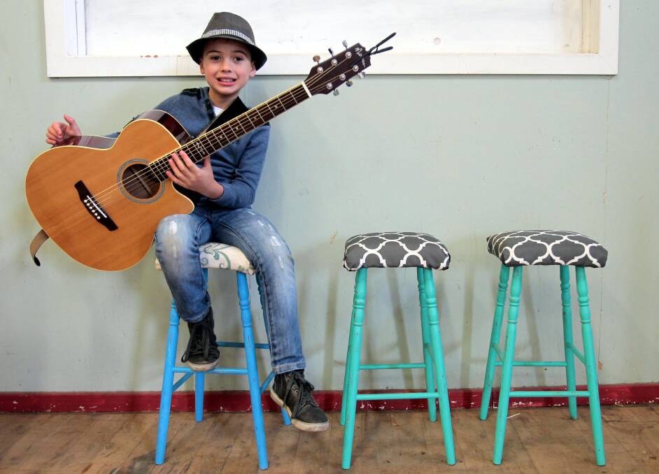 SEAT BOOKED: Rory Phillips, 10, will make his second trip to Tamworth this month. Picture: Les Smith