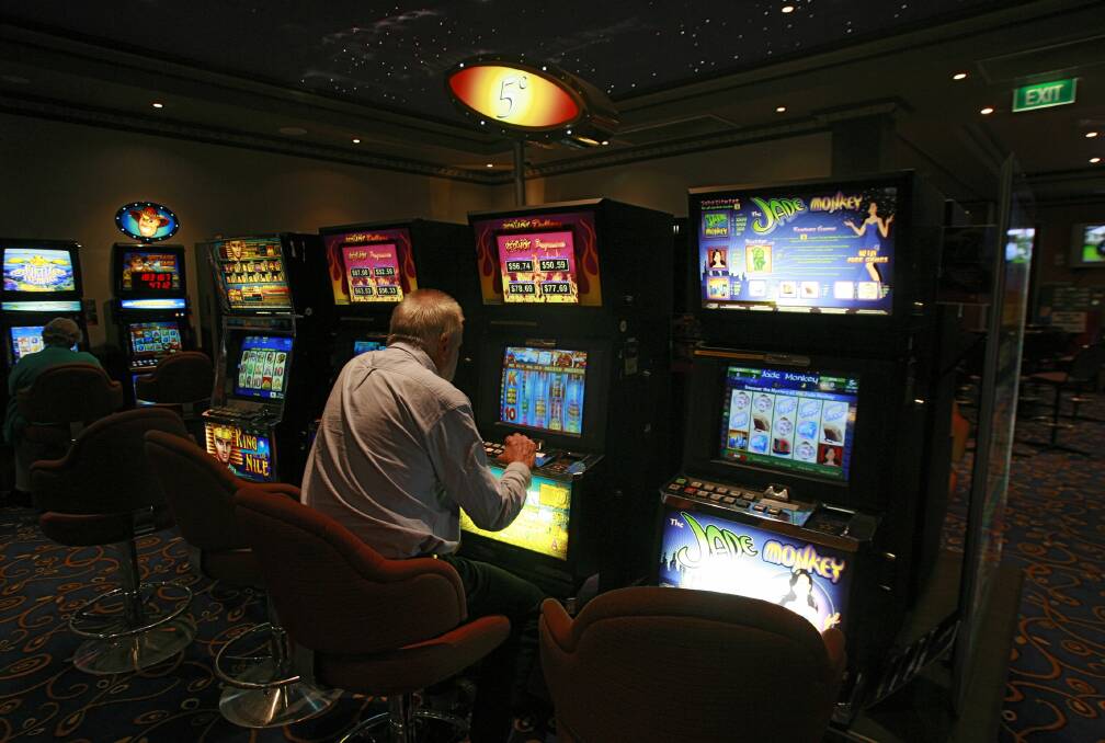 High turnover: Wollongong clubs and pubs made more than $51 million in profit from poker machines in three months this year. Picture: Michael Clayton-Jones.