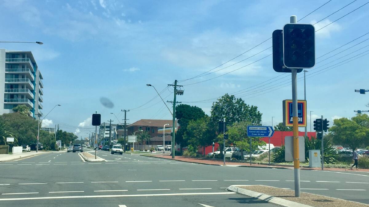 Lights out at the corner of Corrimal Street and Stewart Street. Picture: Supplied