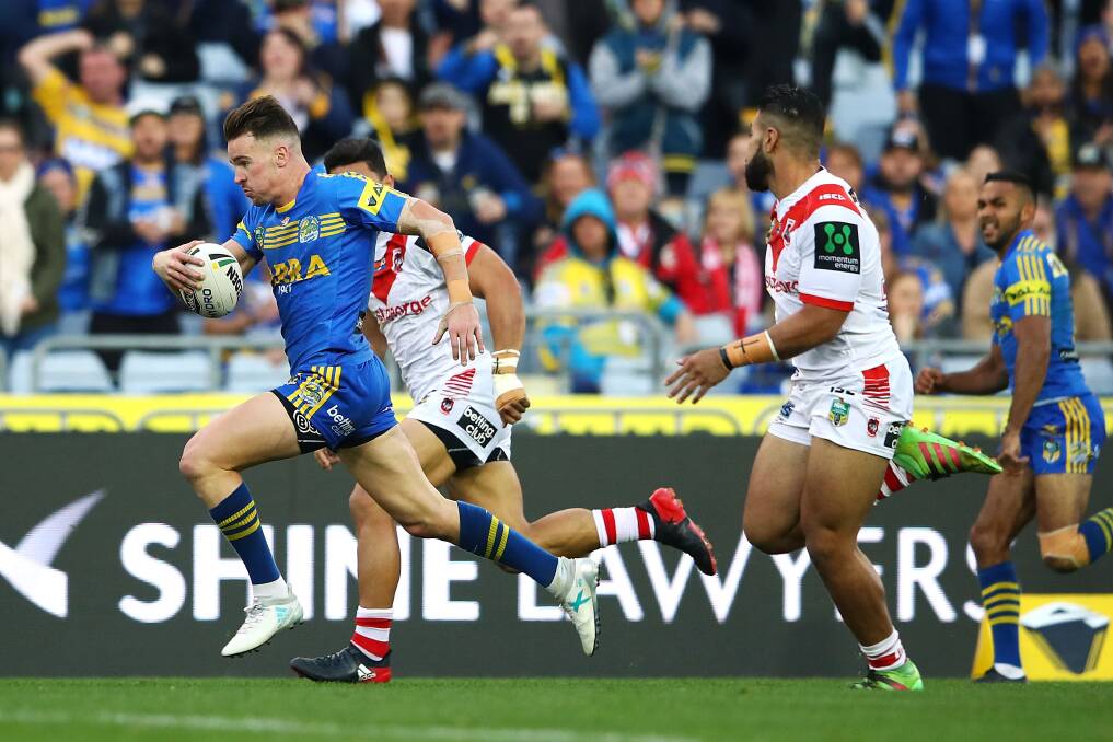 STANDOUT: Clint Guterson en route to his second try. Picture: Getty Images