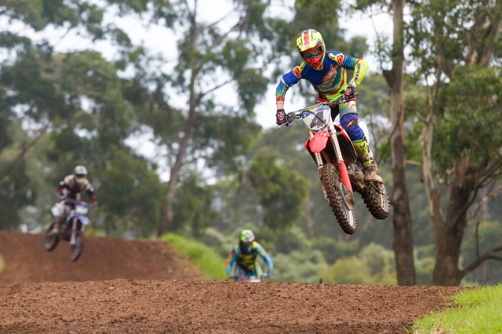 TUNING UP: Luke Clout (#4) practicing at the Mt Kembla Motocross ahead of WMCC's first club pointscore round on Sunday. Picture: Adam McLean 