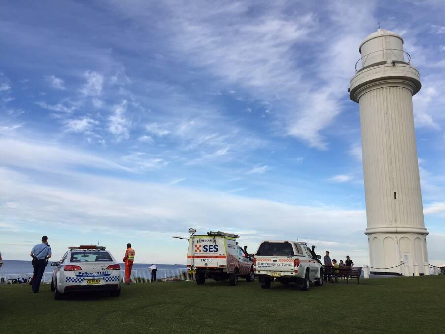 SES volunteers and police converge on the rescue site, Tuesday afternoon. Picture: Adam McLean