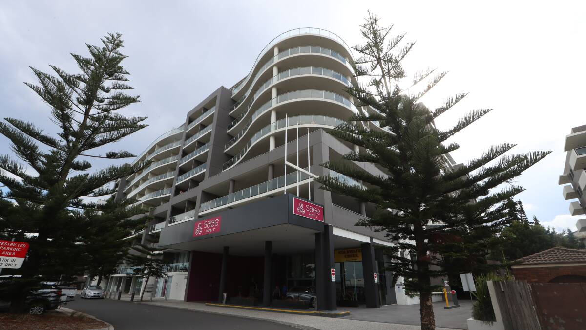 Police investigating alleged sex assault at Wollongong hotel