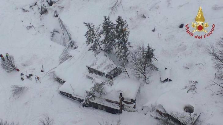 An aerial view shows the hotel Rigopiano buried by snow. Photo: Vigili del Fuoco