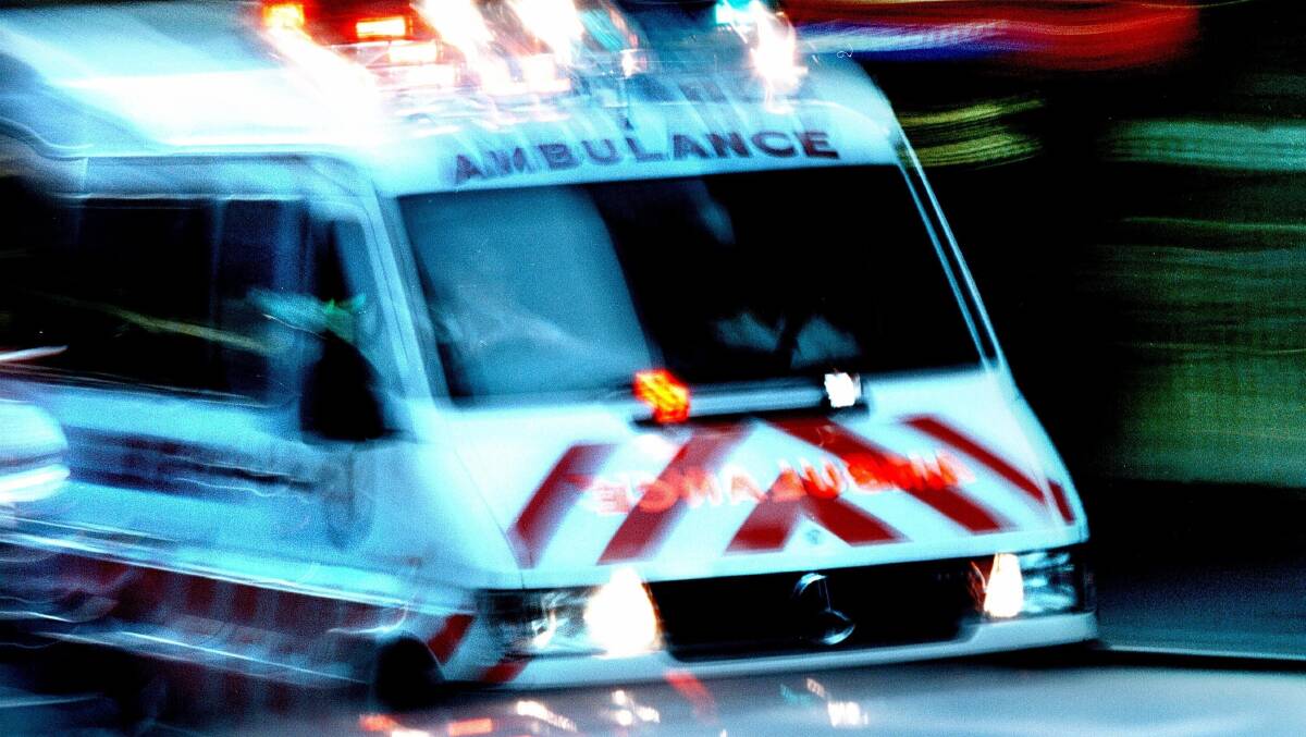 Shortfall leaves Illawarra desperate for paramedics