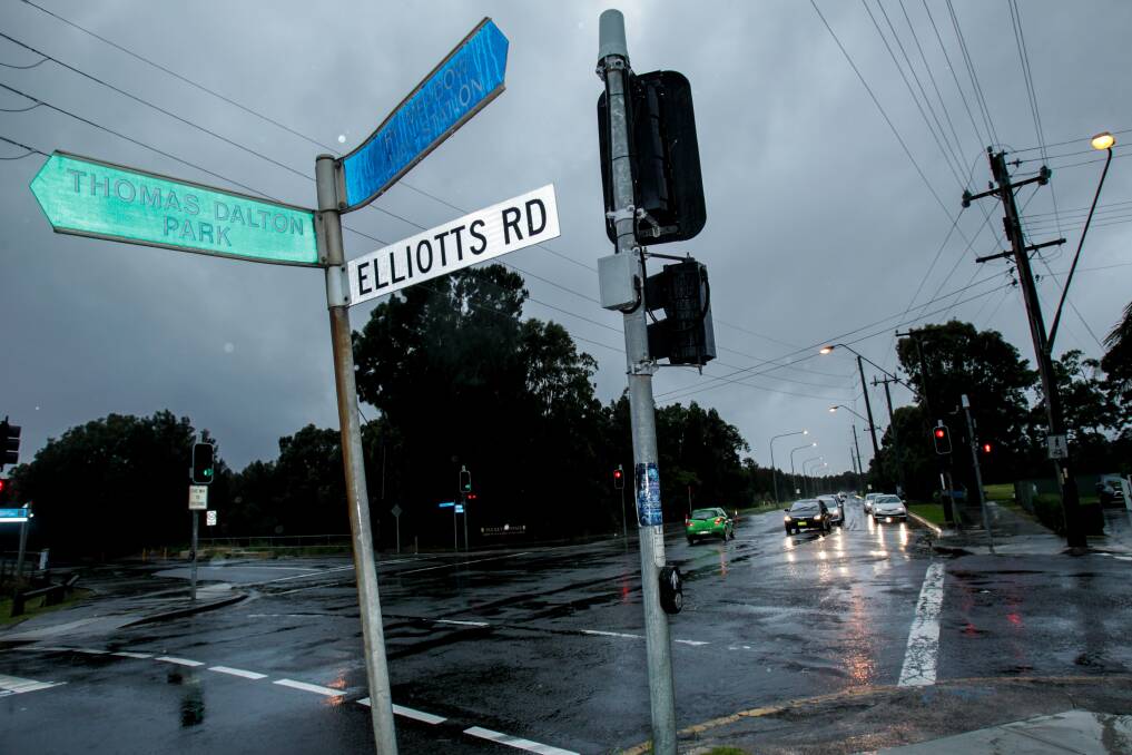 The Squires Way-Elliotts Road intersection in Fairy Meadow is one traffic black spot that will receive federal funding. Picture: Glen Humphries