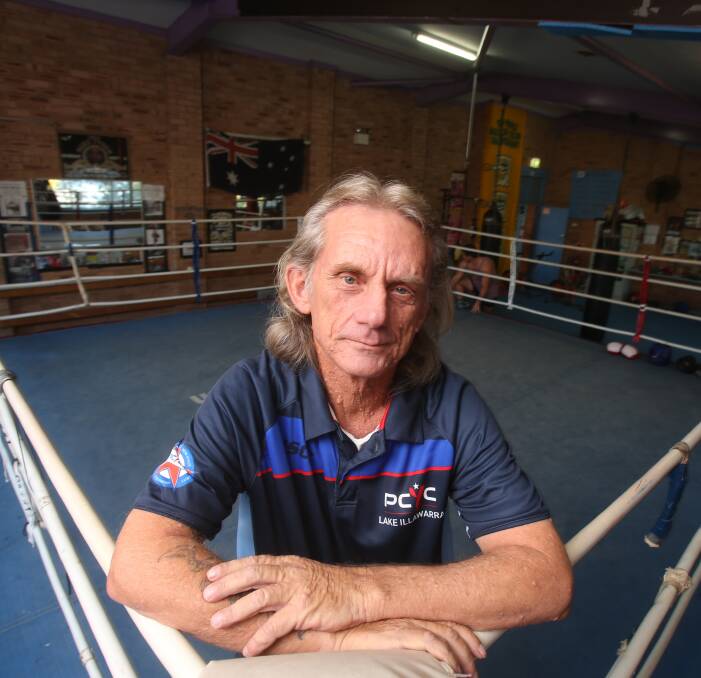 Kicking the habit: Lake Illawarra PCYC boxing trainer Lou Valesini is urging others to take part in a quit smoking challenge being run at the club. Picture: Robert Peet