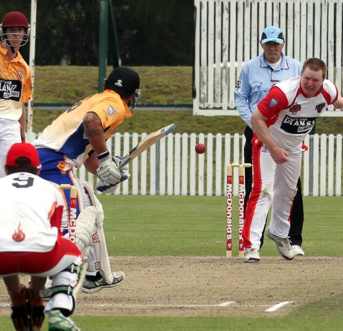 On target: Dale Scifleet bowling for Illawarra Flames in the win over Central Coast last Sunday. Illawarra need some luck with the weather ahead of Sunday's clash with Newcastle Blasters at North Dalton Park. Picture: Rob Peet
