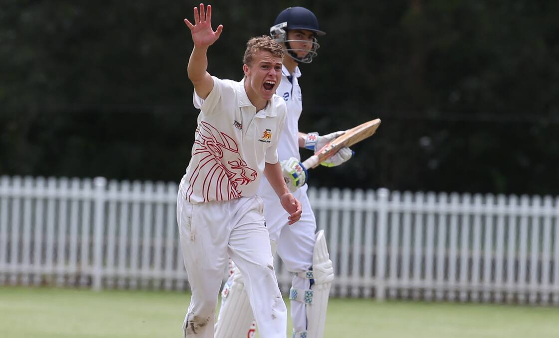 Shout: Keira medium-pacer Wes Van Kempen bowled well, taking 3-23 in Saturday's clash against University at Uni Oval. Picture: Robert Peet 