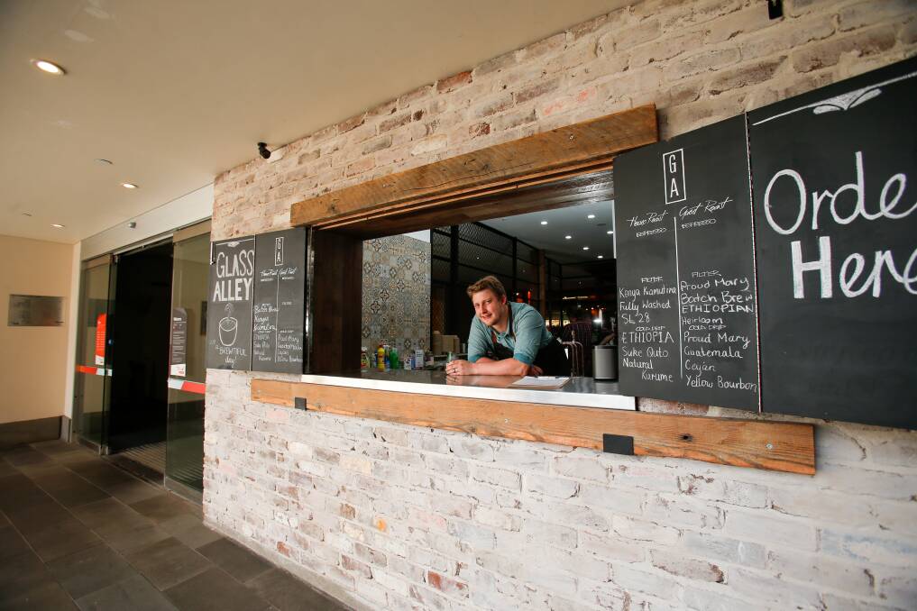 New Wollongong coffee shop opens in alleyway