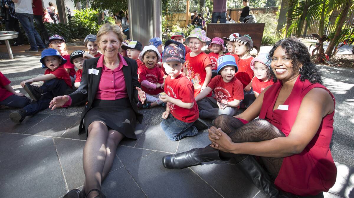 University of Wollongong deputy vice-chancellor (Research and Innovation) Professor Judy Raper with Early Start chief operating officer Anita Kumar and children from Koonawarra Preschool.