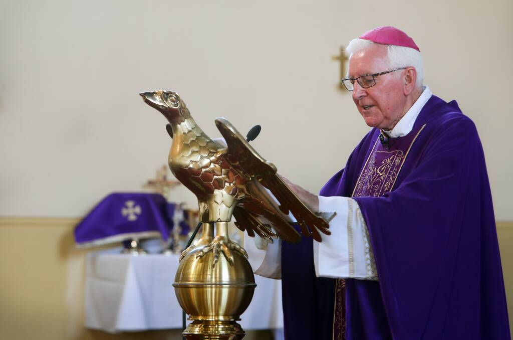 Farewell mass for Bishop Peter Ingham: photos