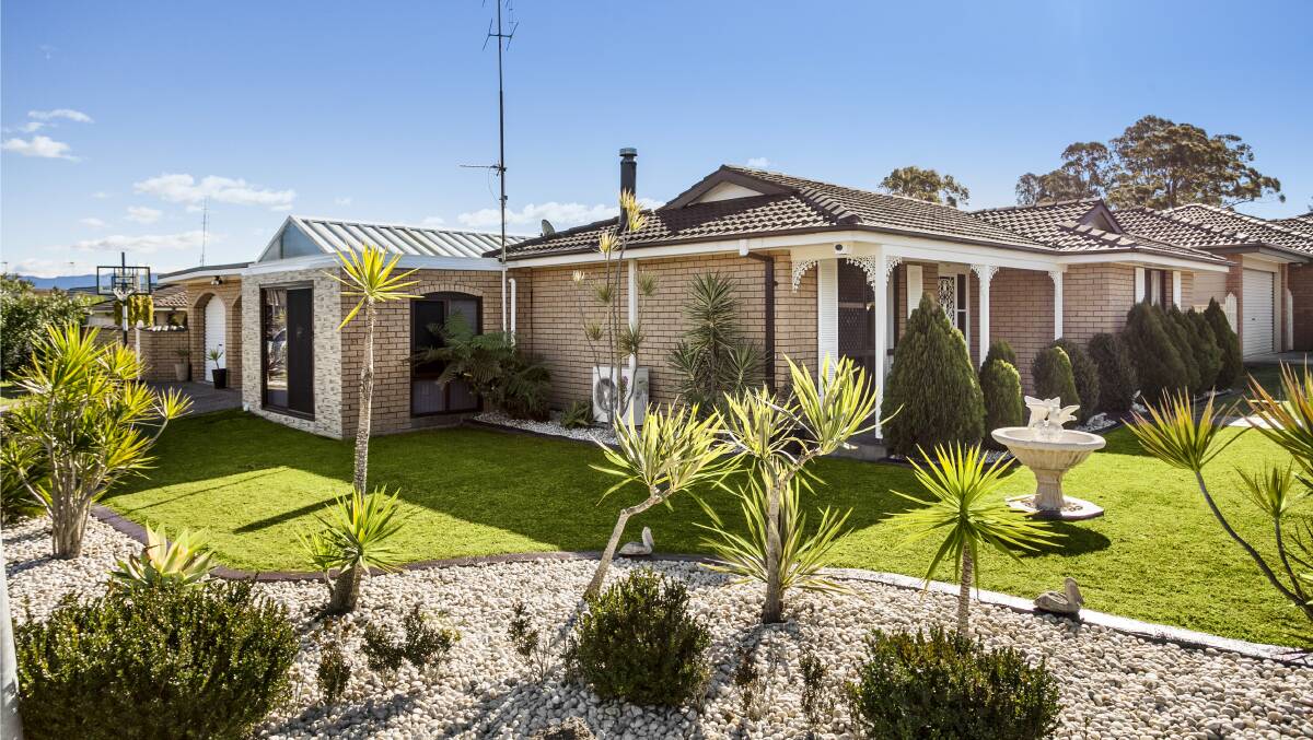 FOR SALE: The home at 31 Minda Crescent, Oak Flats. Do you have an interesting real estate story? Please email brendan.crabb@fairfaxmedia.com.au with details. Picture: Supplied