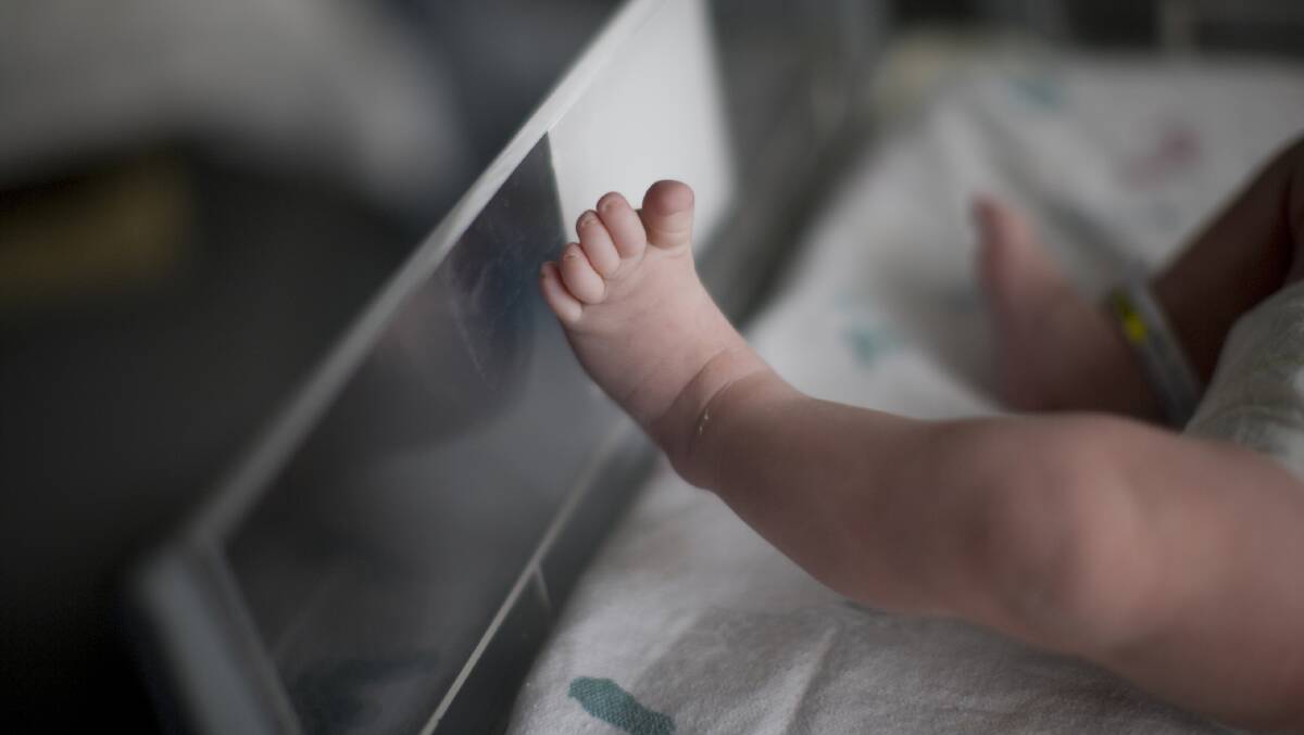 Baby given to wrong mum at Wollongong Hospital