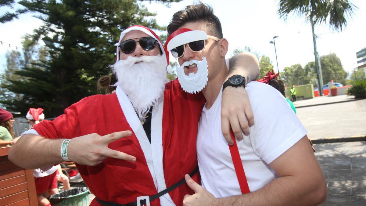 What Wollongong loves to wear to the Santa Claus Pub Crawl
