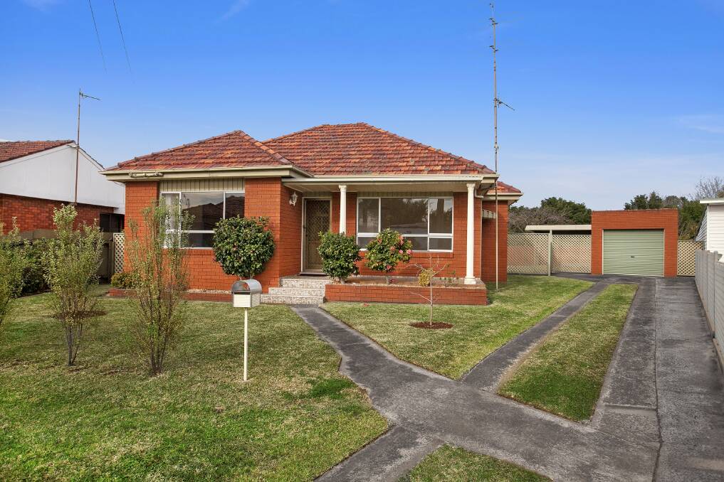 This  home at 22 Ellengowan Crescent, Fairy Meadow is open for inspection today from 10.30am to 11am.