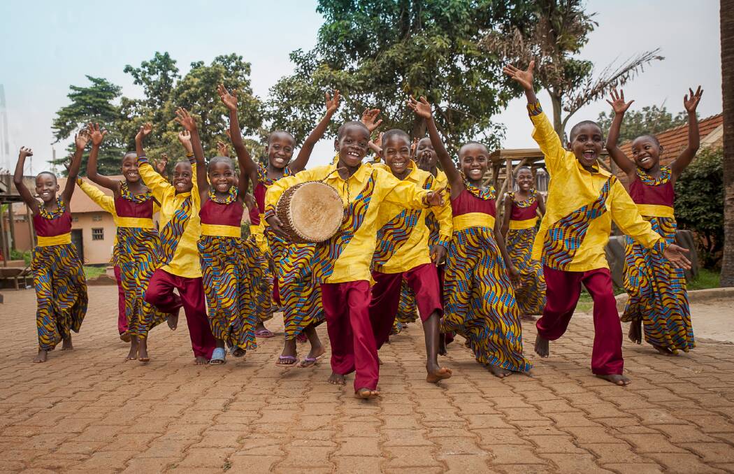 The African Children's Choir will perform with 1000 singers in Wollongong on Sunday.