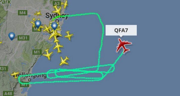 Qantas flights return to Sydney after separate issues