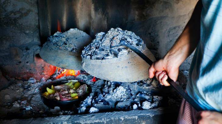 Making peka. Photo: Alamy 