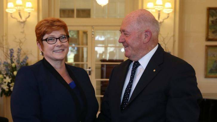 Senator Marise Payne is sworn in as Defence Minister by Governor-General Sir Peter Cosgrove.  Photo: Andrew Meares