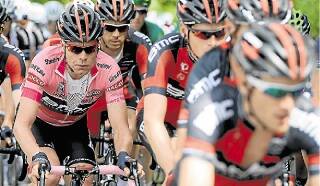 Overall leader Cadel Evans (pink) is surrounded by BMC wing men during the 9th stage of the Giro. Picture: AP