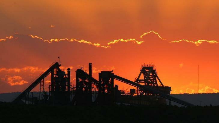 New investment figures suggest the sun is setting on Australia's remarkable run of growth. Photo: Max Mason-Hubers