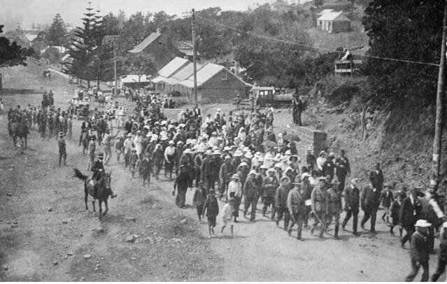 The Waratahs leave Kiama headed for Jamberoo. Picture: AUSTRALIAN WAR MEMORIAL