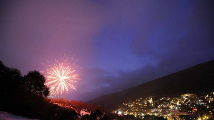 Every Saturday evening in Thredbo, fireworks and a flare run of skiers lights a trail down the mountain. 