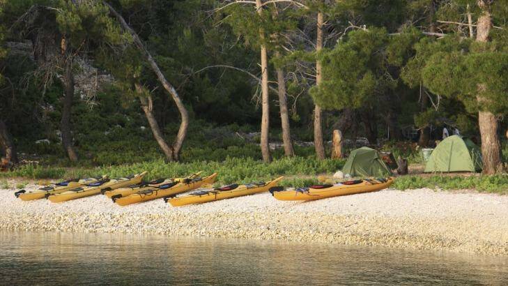 Kayaks and campsite on Prison Island. Photo: Louise Southerden.