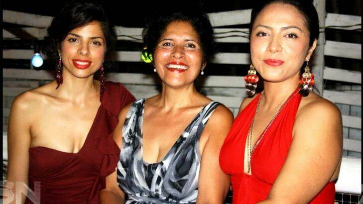Evita Sarmonikas (left) with her mother, Maria, and sister, Andrea. Photo: Seven Network