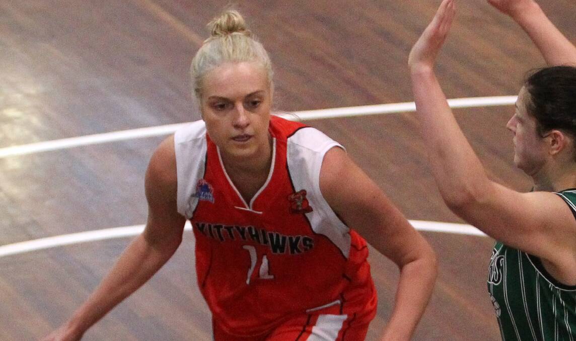 Courtney Dean in action for the Illawarra Kittyhawks during their 70-53 home loss to Hornsby on Saturday. Picture: GREG TOTMAN