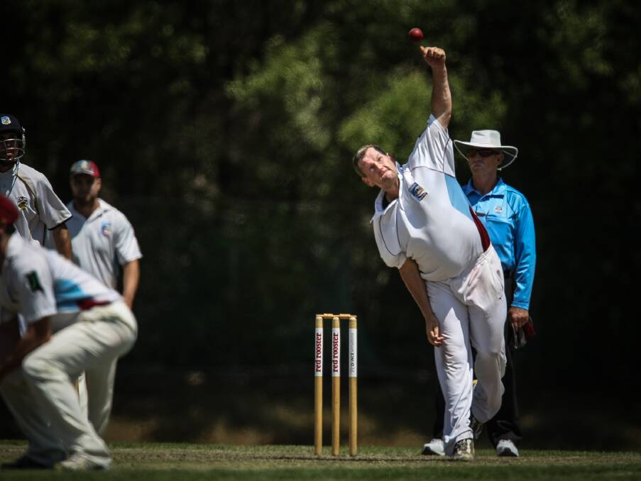 Southern star: Veteran South Coast representative Scott Cox in action for Kookas last season. The left-arm spinner is again part of the Southern Zone side for next week's NSW Country Championships. Picture: DYLAN ROBINSON