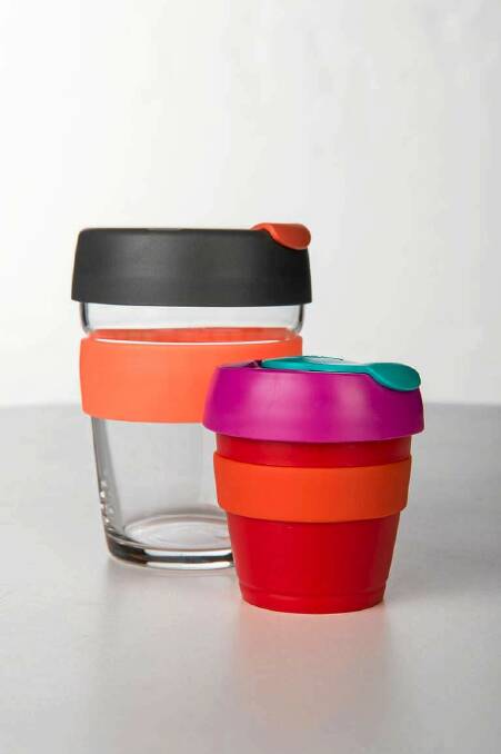 One?for?the?Road: KeepCup?remains?cafe?society?s?most?stylish?reusable?coffee?cup.?Why?not?start?the?
year?with?a?new?colour?combination??From?$11.?keepcup.com.au
For?more?lunch?carryall?ideas?visit?goodfood.com.au Photo: Wolter Peeters