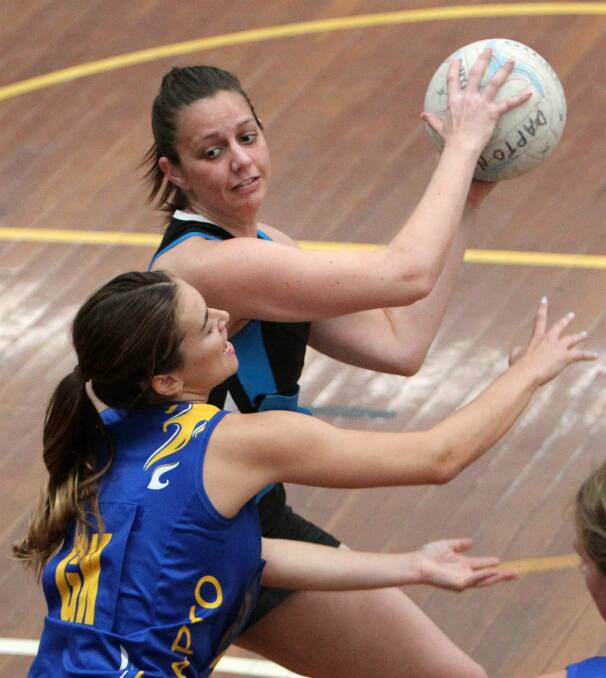 Dapto's Abby Wallace and Brindles player Charlene Dallmer contest possession. Picture: GREG TOTMAN