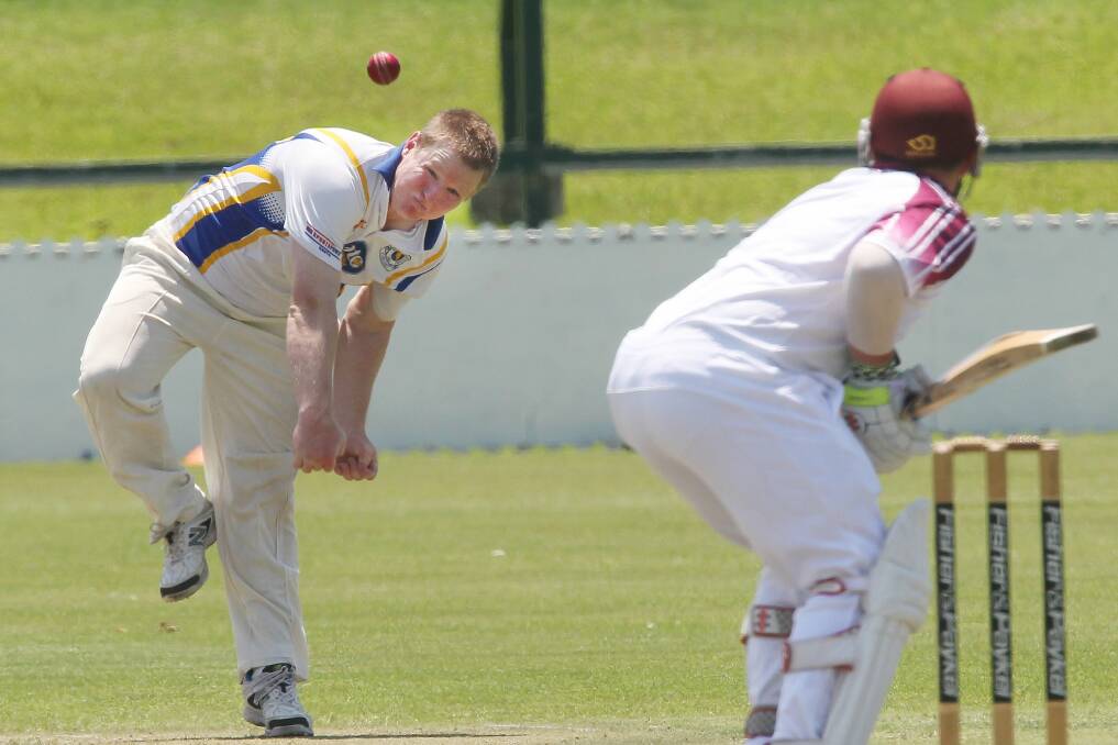 Dapto skipper Dale Scifleet fires one down as his side closed in on a first innings lead against Wollongong at North Dalton Park. Wollongong were dismissed for just 137. Picture: GREG TOTMAN