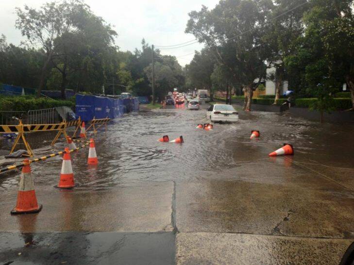 Storm warning extended to Sydney as big wet returns