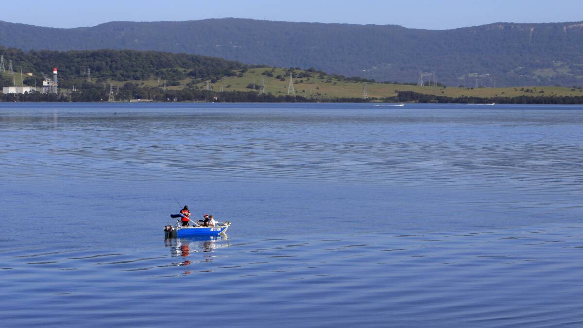 Lake Illawarra. Picture: ANDY ZAKELI