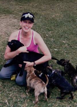 Happier times: Imogen with her dogs in 2009. Photo: Wolter Peeters