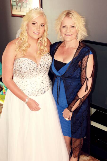 Donna Leak of De’vine Wedding Events, seen here with daughter Samantha Jonceski, has organised 30 businesses to give a wedding package away to a family affected by cancer. 