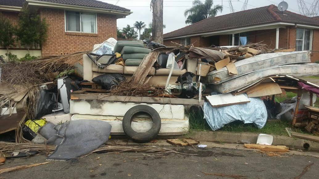 Wollongong rubbish collections should continue: council