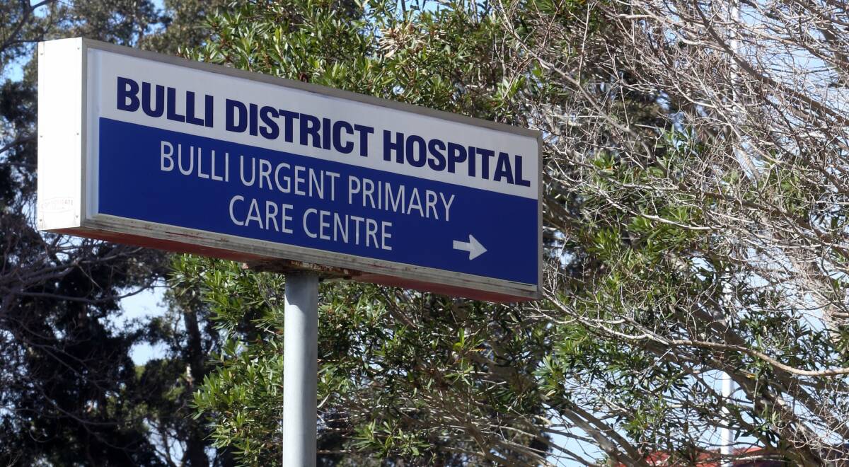 Hospital clash: Bulli nurses defend suspended staffer