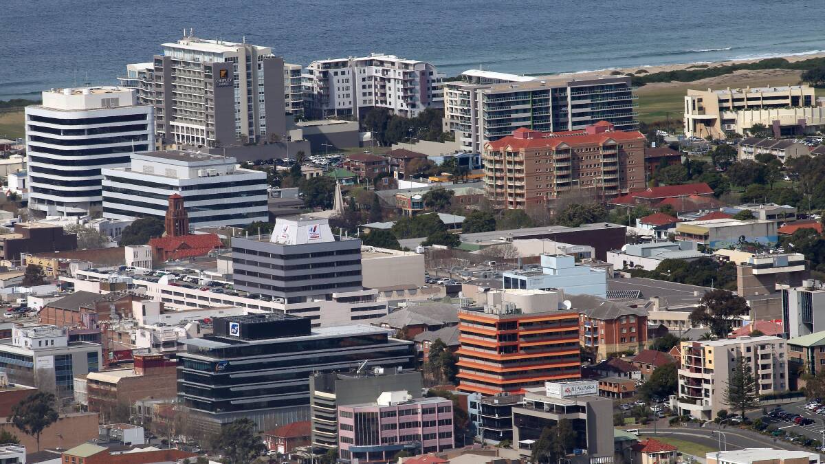 The government recommends developing a ‘‘Wollongong Centre Action Plan’’.